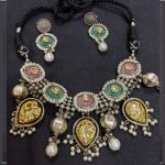 Necklase set