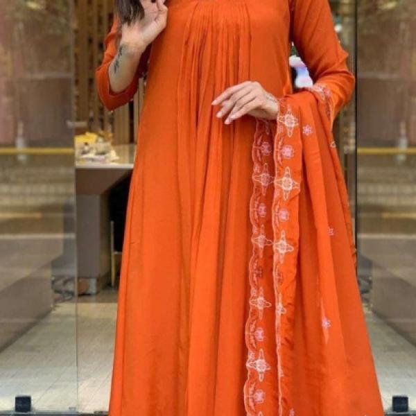 Floral Yoke Design Pleated Thread work Kurta with Trouser and Dupatta